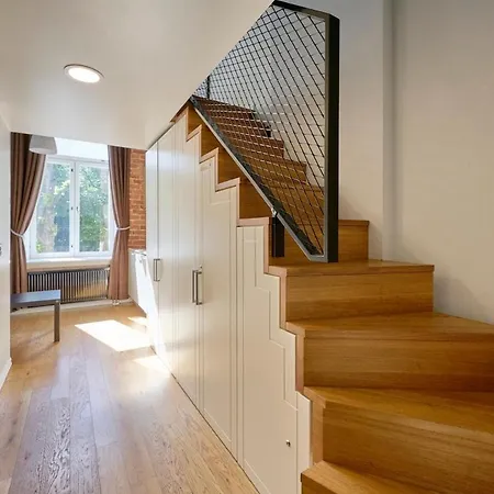 Cozy Loft Near Old Town Mere Pst 8-6 Appartamento